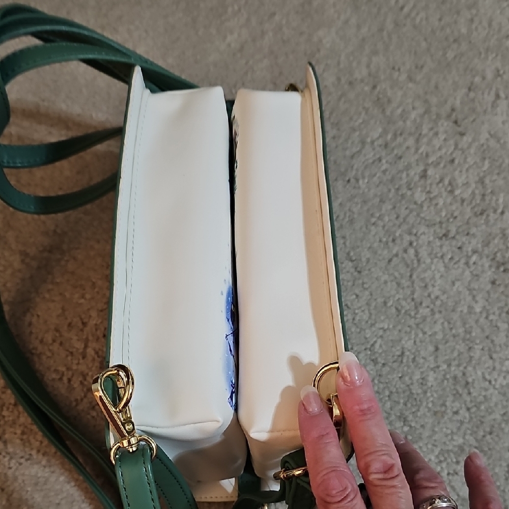 Green Peter Pan Crossbody Bag - Picture 5 of 9